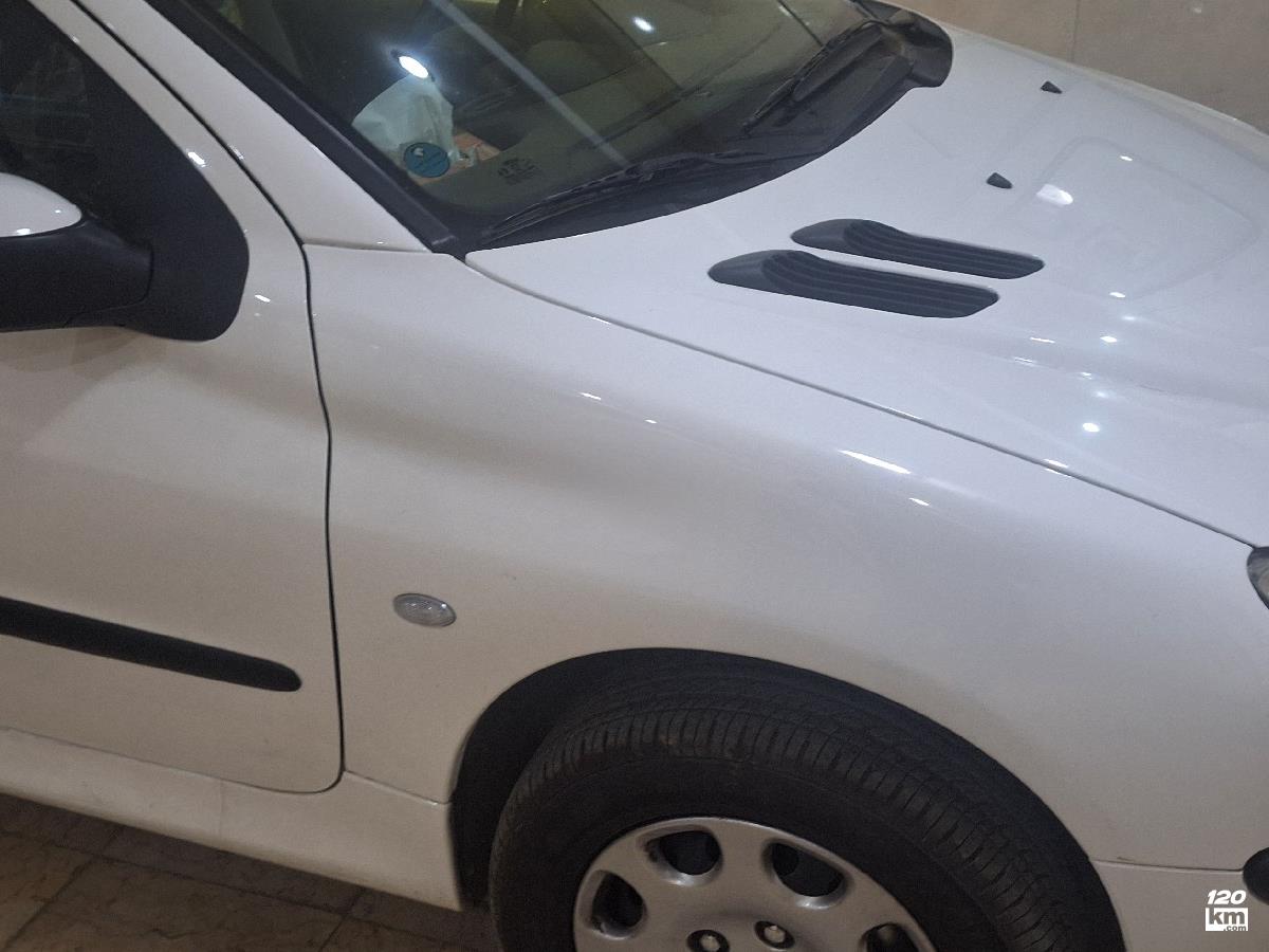 فروش پژو 206 SD V8 ۱۳۹۹ (کم کارکرد) سفید بدون رنگ اصفهان هشت بهشت (۲۶ آذر ۱۴۰۲)