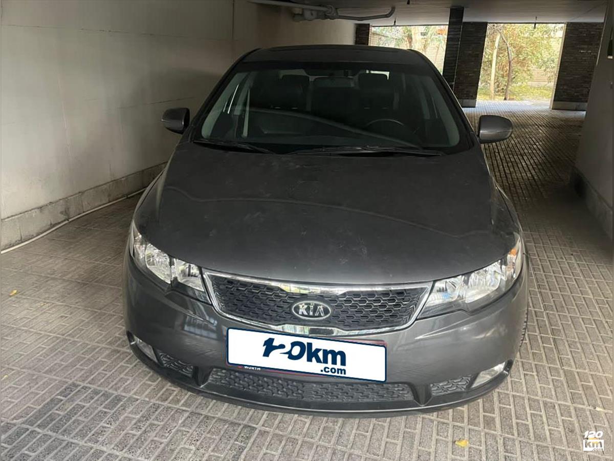 فروش کیا سراتو 2000cc ۱۳۹۷ نوک مدادی بدون رنگ تهران ستارخان (۲۳ آبان ۱۴۰۳)