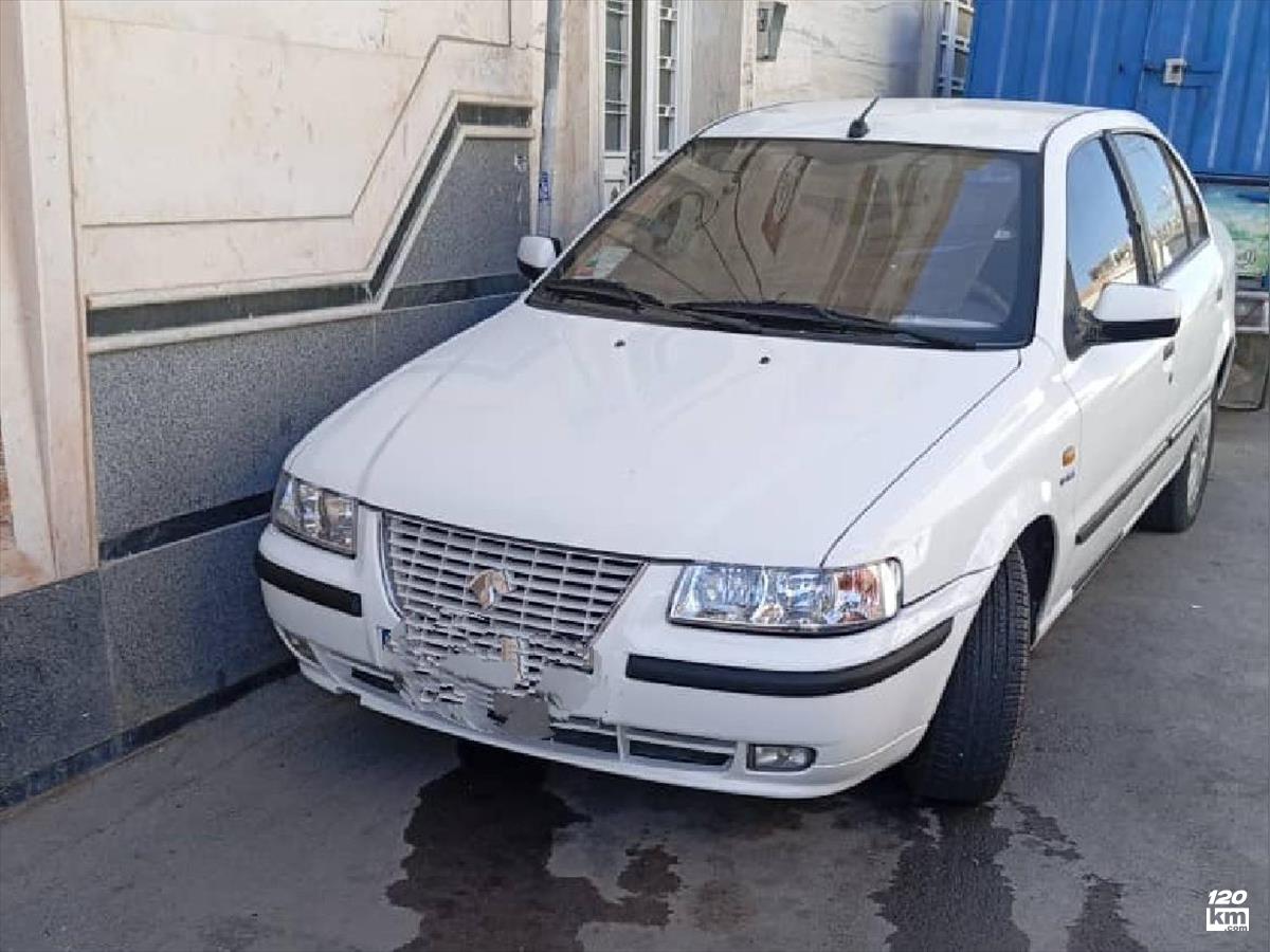 فروش سمند LX EF7 ۱۳۹۷ دوگانه سوز سفید دو لکه رنگ شیراز بلوار مدرس (۲۵ فروردین ۱۴۰۴)