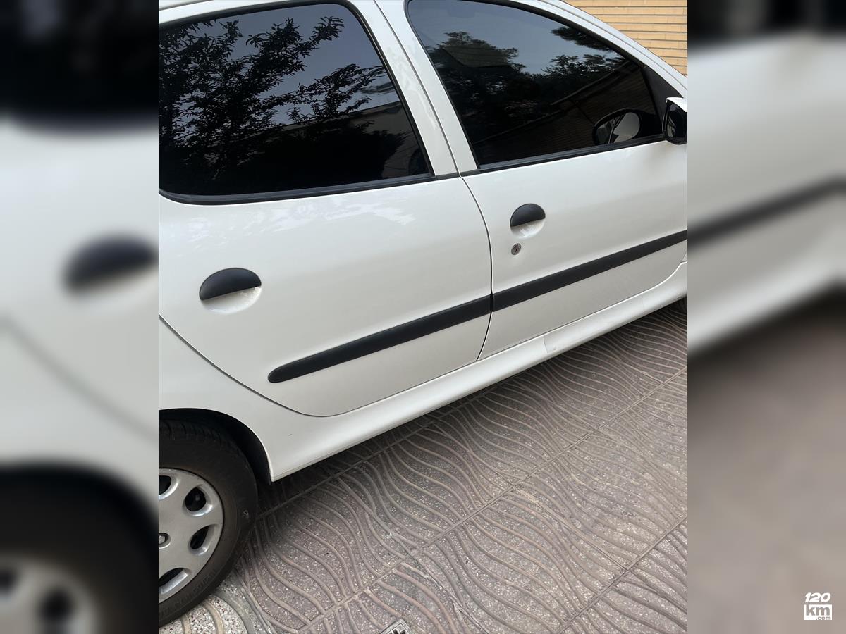 فروش پژو 206 تیپ 2 ۱۴۰۱ سفید بدون رنگ کرج گوهردشت (۲۴ فروردین ۱۴۰۴)