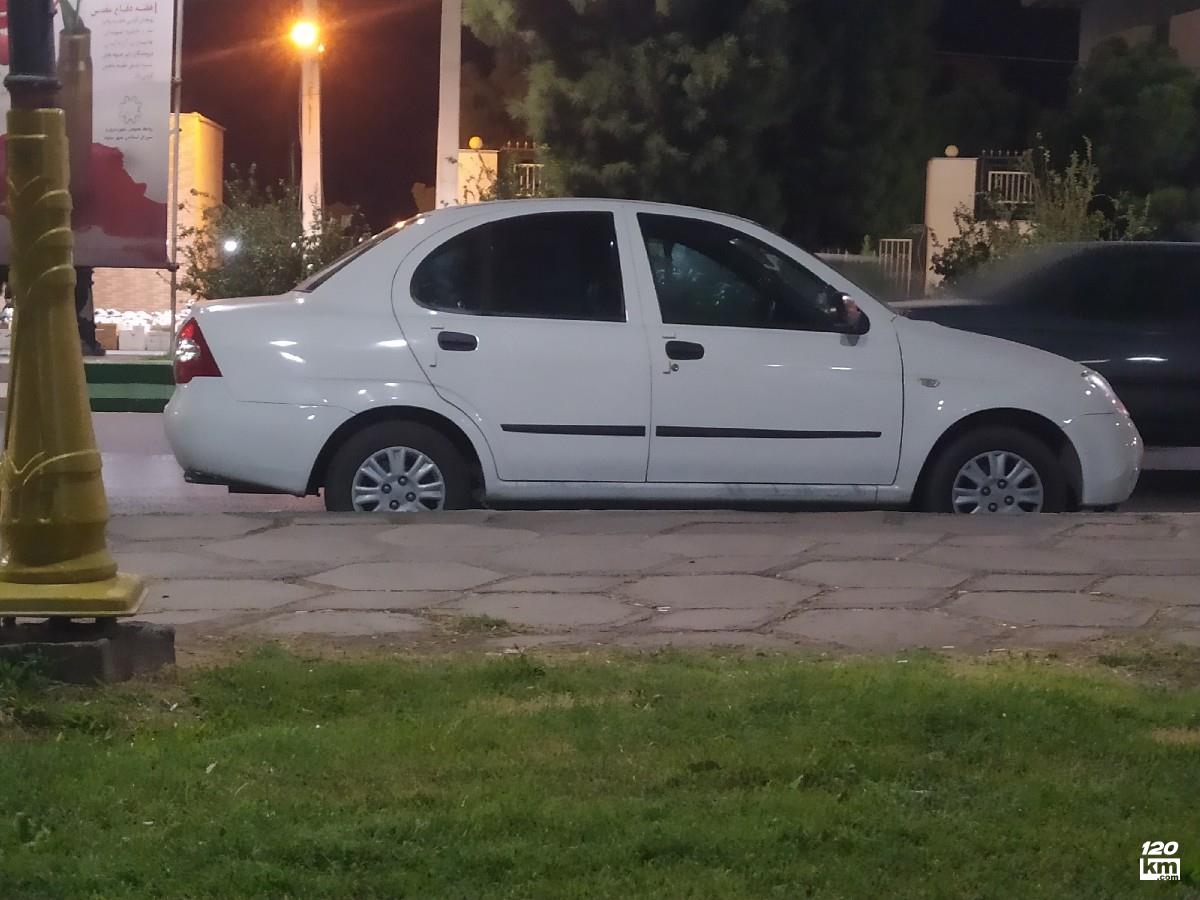 فروش تیبا صندوقدار ۱۴۰۰ سفید چند لکه رنگ مرکزی ساوه (۱۱ اردیبهشت ۱۴۰۴)