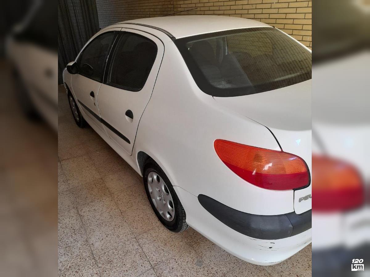 فروش پژو 206 SD V8 ۱۳۸۹ سفید یک لکه رنگ اصفهان نجف آباد (۱۱ اردیبهشت ۱۴۰۴)