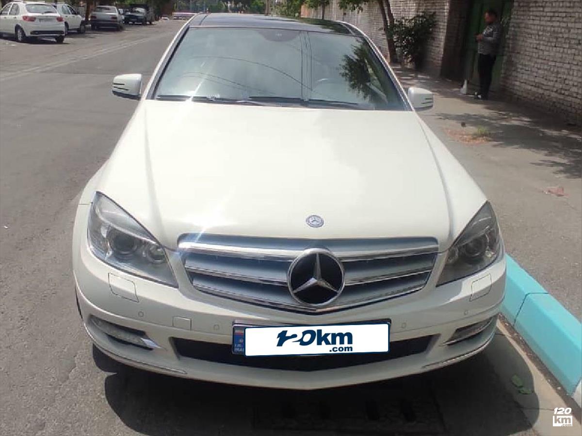 فروش بنز کلاس C C300 ۲۰۱۱ سفید صدفی بدون رنگ تهران سعادت آباد (۱۴ اردیبهشت ۱۴۰۴)