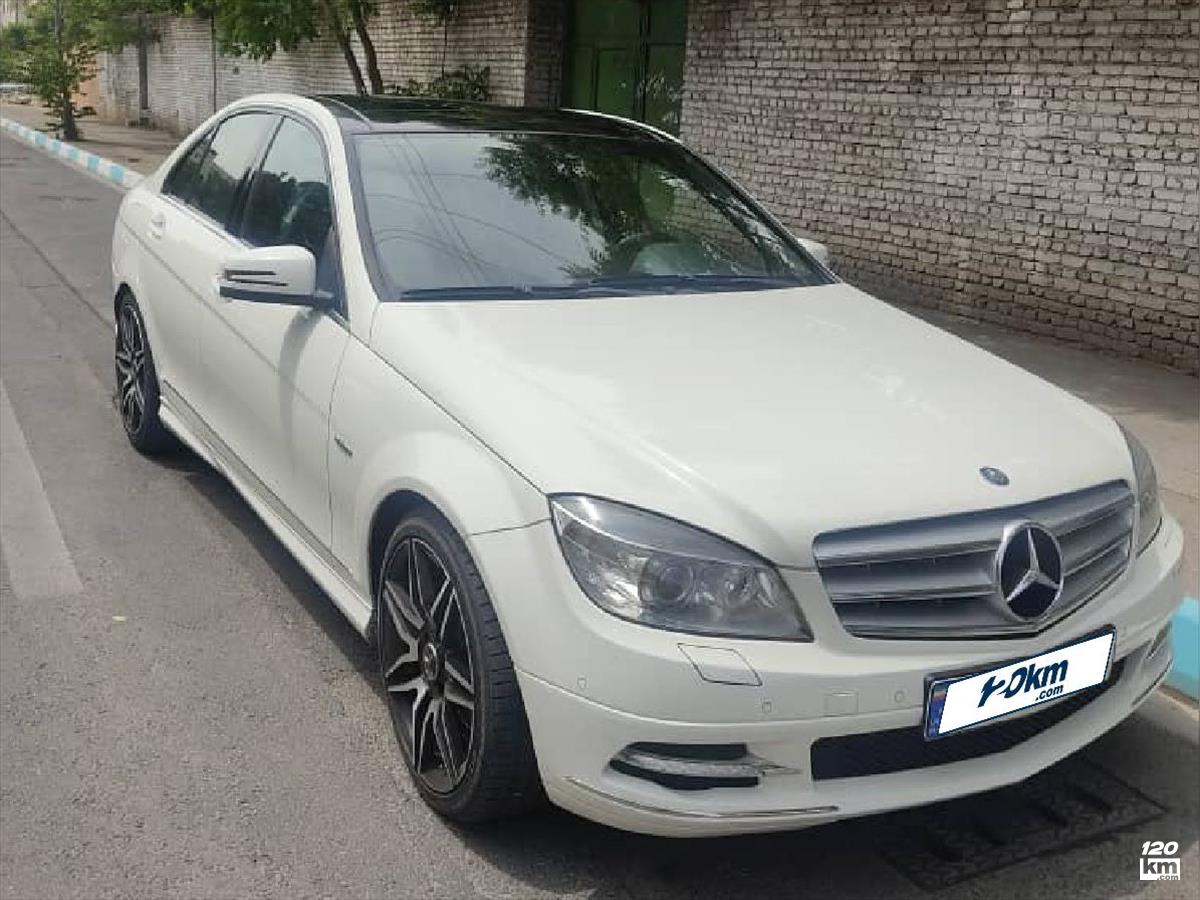 فروش بنز کلاس C C300 ۲۰۱۱ سفید صدفی بدون رنگ تهران سعادت آباد (۱۴ اردیبهشت ۱۴۰۴)