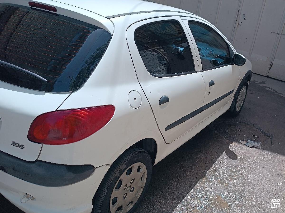 فروش پژو 206 تیپ 2 ۱۳۹۴ سفید یک لکه رنگ اصفهان ملک شهر (۱۳ اردیبهشت ۱۴۰۴)