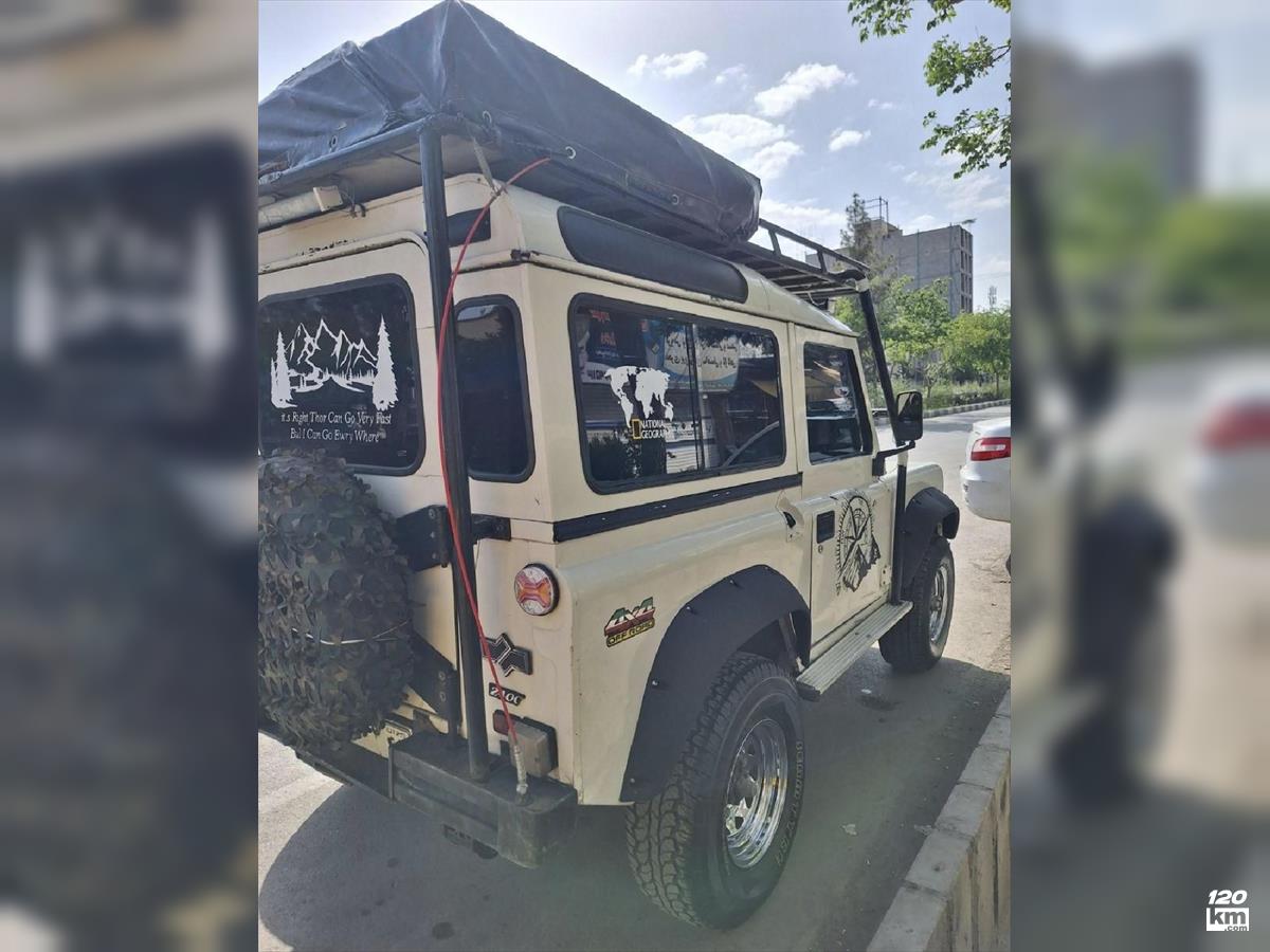 فروش لندرور دیفندر ۱۳۸۲ سفید بدون رنگ مشهد وکیل آباد (۱۵ اردیبهشت ۱۴۰۴)