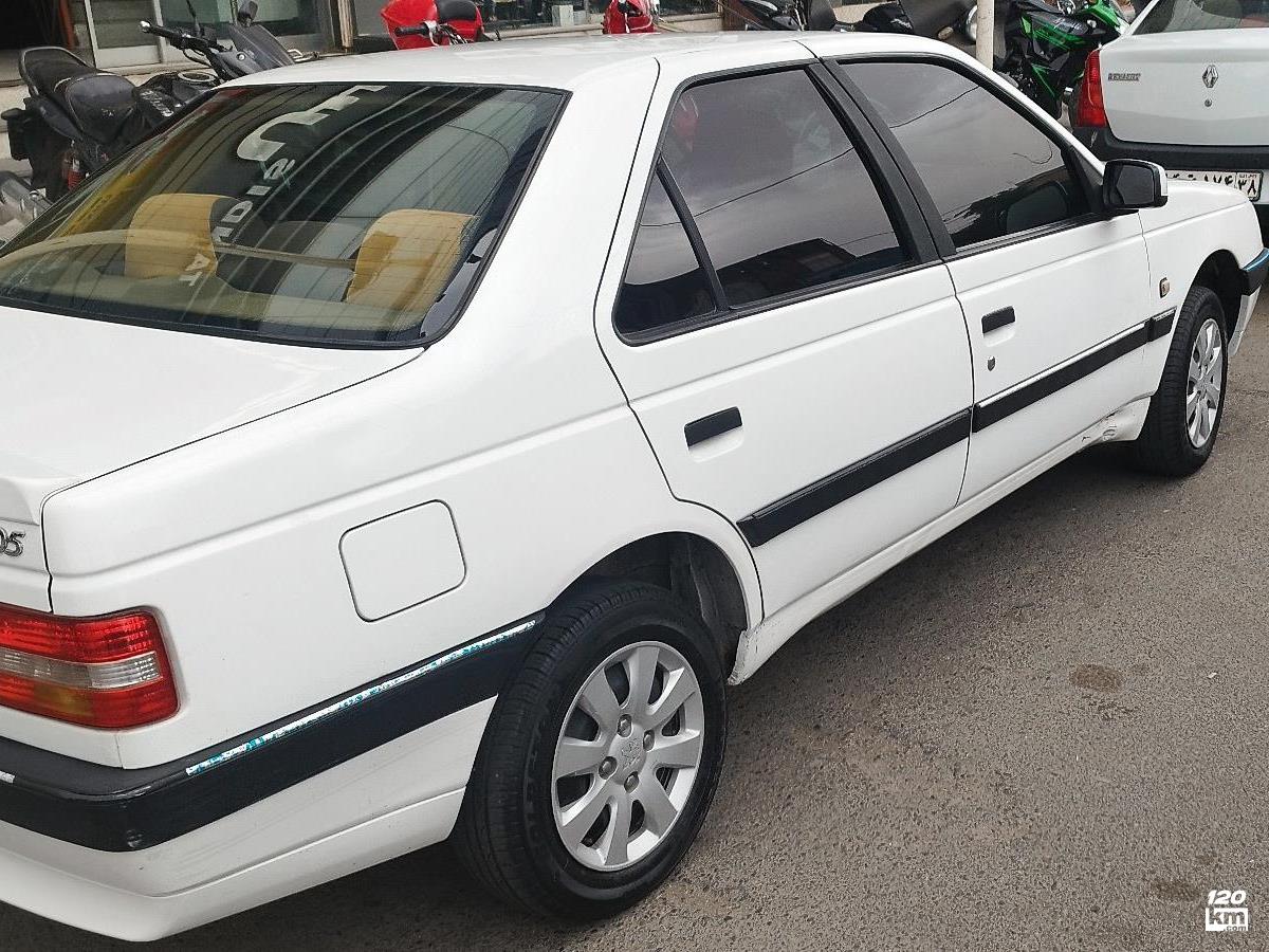 فروش پژو 405 SLX ۱۳۹۷ سفید بدون رنگ قم توحید (۱۶ اردیبهشت ۱۴۰۴)