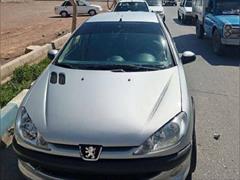 120km.com | فروش پژو، 206، تیپ 2، مدل ۱۳۹۰، نقره ای، اصفهان، شاهین شهر