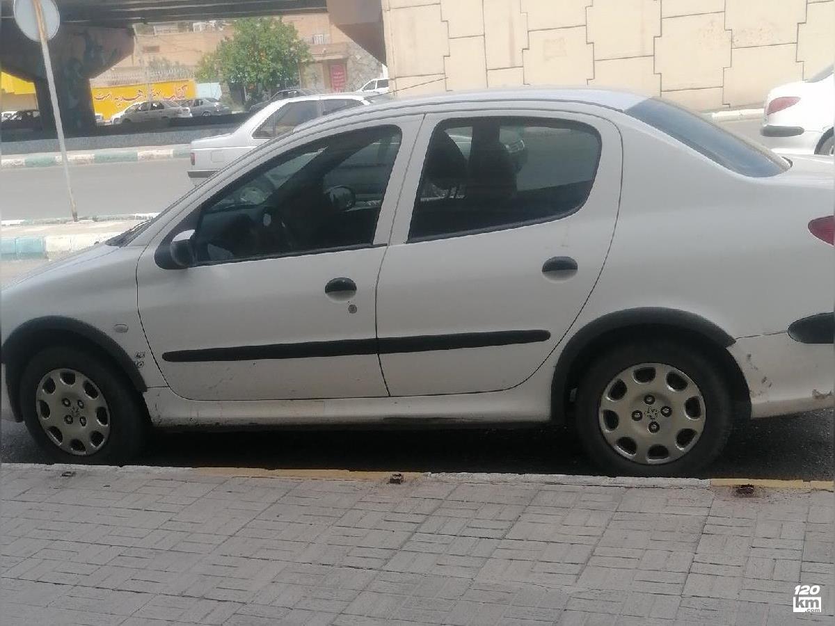 فروش پژو 206 SD V8 ۱۳۹۸ سفید بدون رنگ کرمان (۱۷ اردیبهشت ۱۴۰۴)