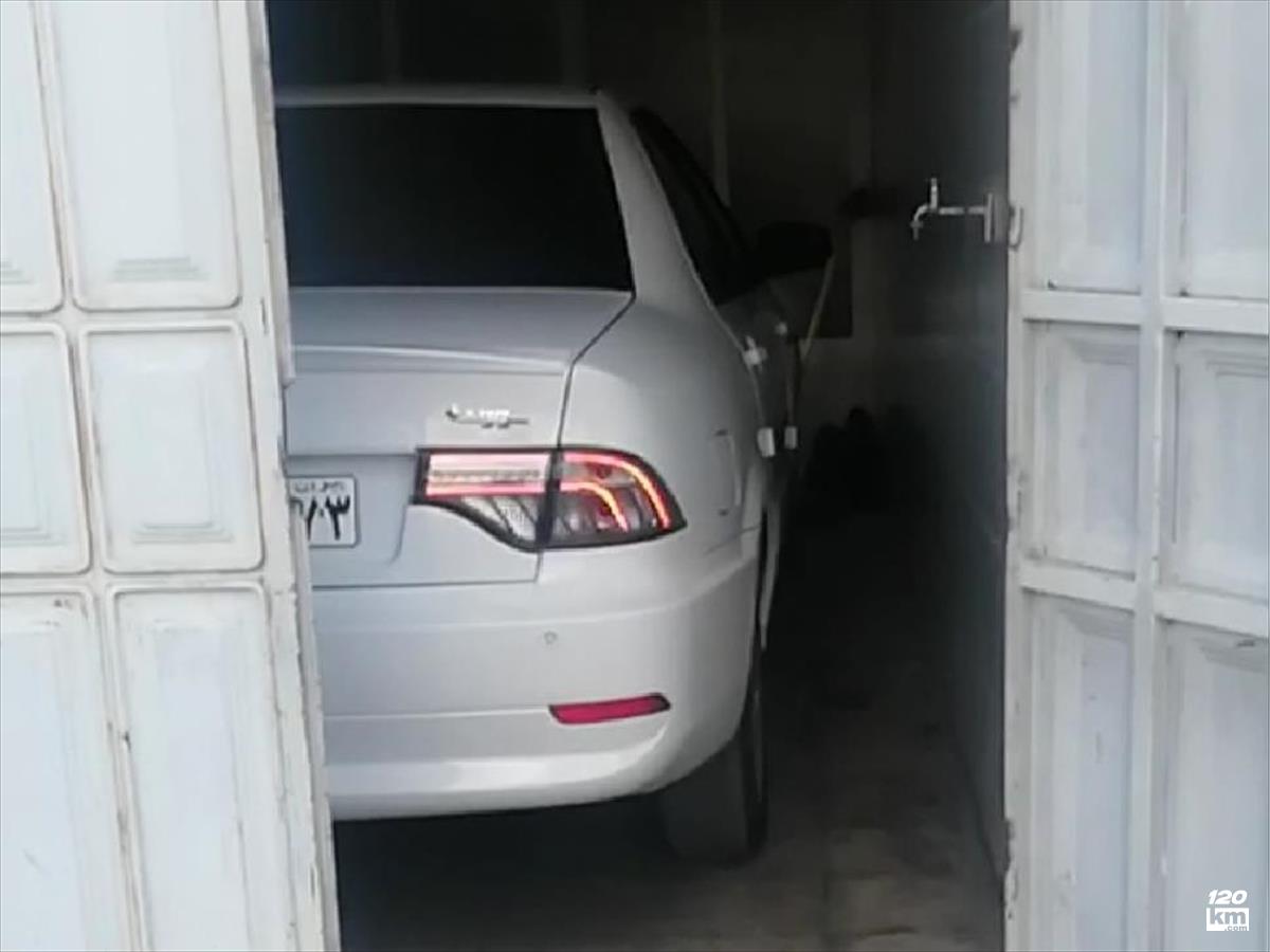 فروش سمند سورن ۱۴۰۴ صفر سفید بدون رنگ فارس آباده (۱۷ اردیبهشت ۱۴۰۴)