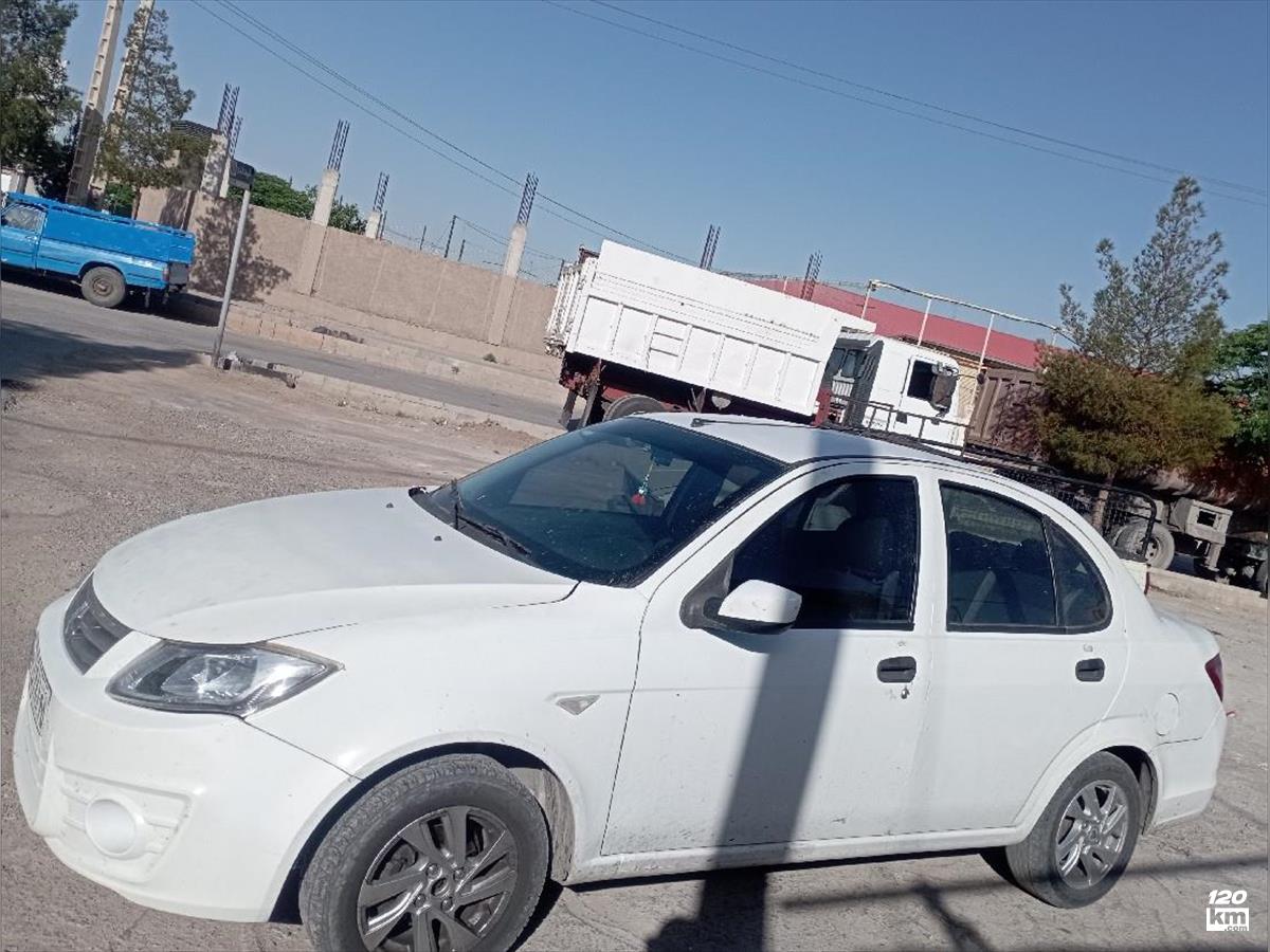 فروش ساینا S ۱۳۹۹ سفید بدون رنگ کرمان (۱۷ اردیبهشت ۱۴۰۴)