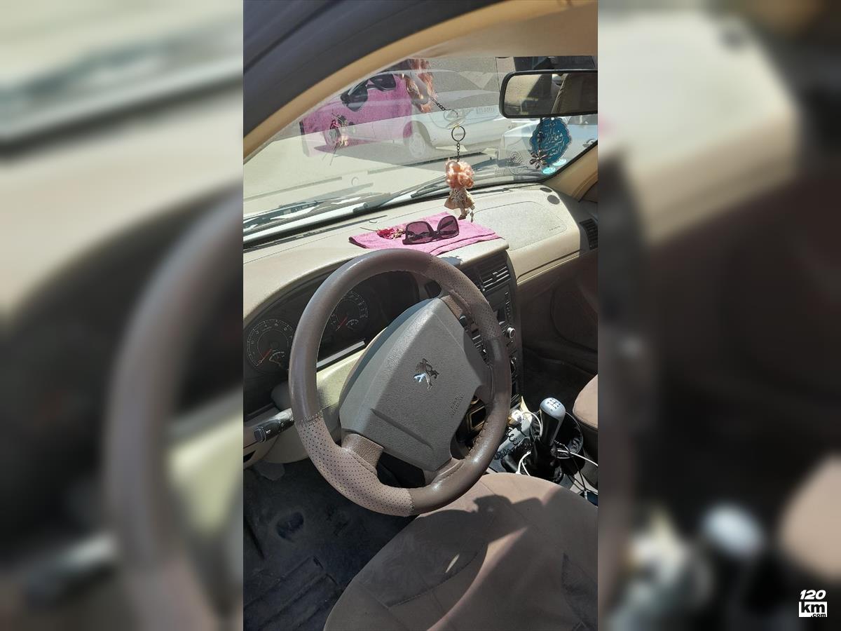 فروش پژو 405 SLX ۱۳۹۸ سفید بدون رنگ گیلان آستارا (۲۱ اردیبهشت ۱۴۰۴)