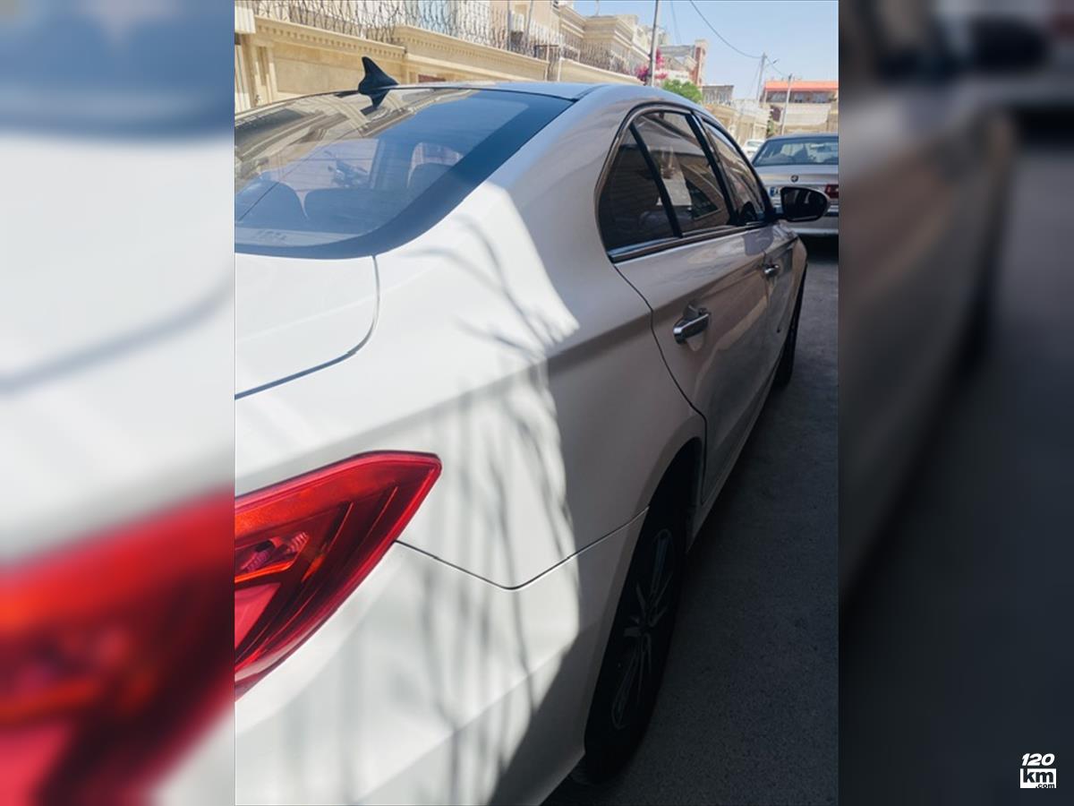فروش لیفان 820 ۱۳۹۵ سفید بدون رنگ اصفهان کاشان (۲۱ اردیبهشت ۱۴۰۴)
