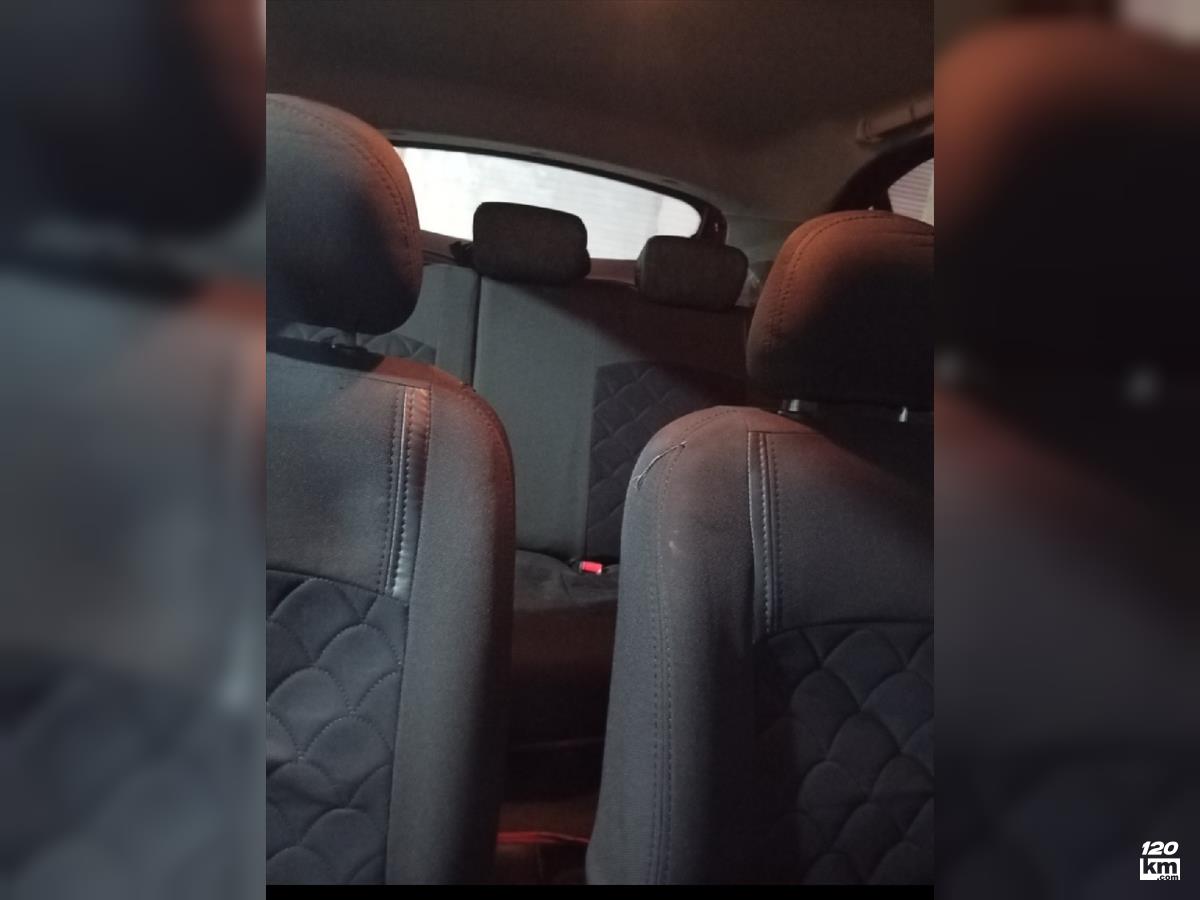 فروش کوییک R ۱۴۰۱ آلبالویی بدون رنگ تهران مهرآباد (۲۱ اردیبهشت ۱۴۰۴)