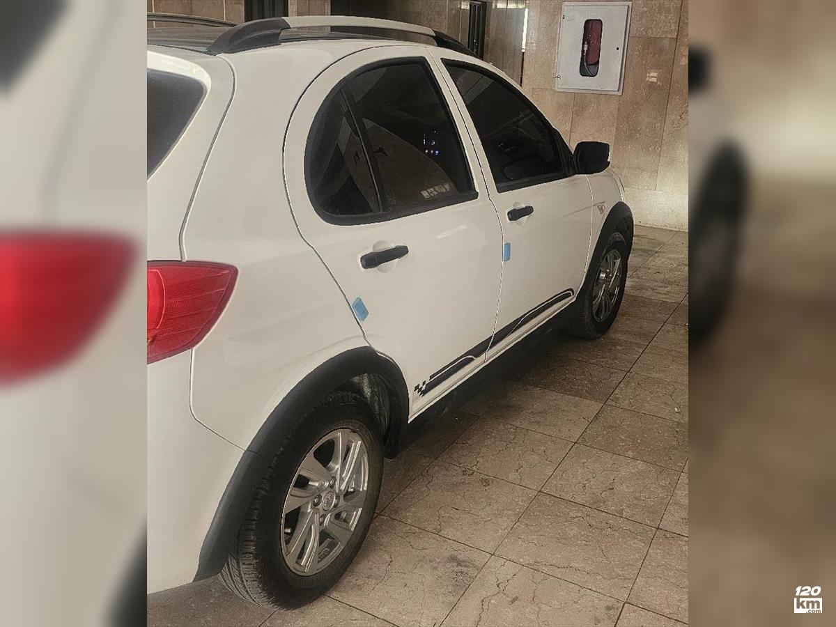 فروش کوییک R پلاس ۱۴۰۳ سفید بدون رنگ تهران شهریار (۲۳ اردیبهشت ۱۴۰۴)