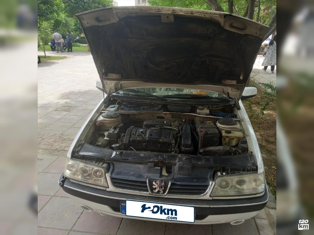 فروش پژو 405 SLX ۱۳۹۶ سفید گلگیر تعویض کرج مهرشهر (۲۷ اردیبهشت ۱۴۰۴)