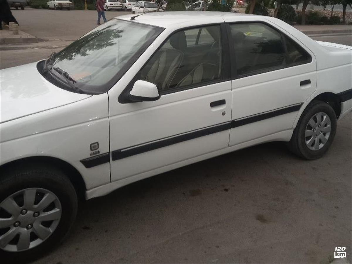 فروش پژو 405 SLX ۱۳۹۶ سفید گلگیر تعویض کرج مهرشهر (۲۷ اردیبهشت ۱۴۰۴)