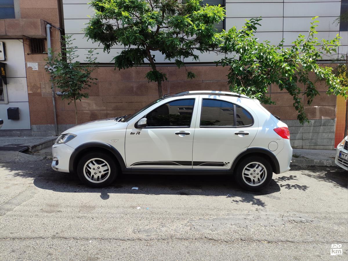 فروش کوییک R ۱۴۰۱ نقره ای بدون رنگ تهران جردن (آفریقا) (۲۷ اردیبهشت ۱۴۰۴)
