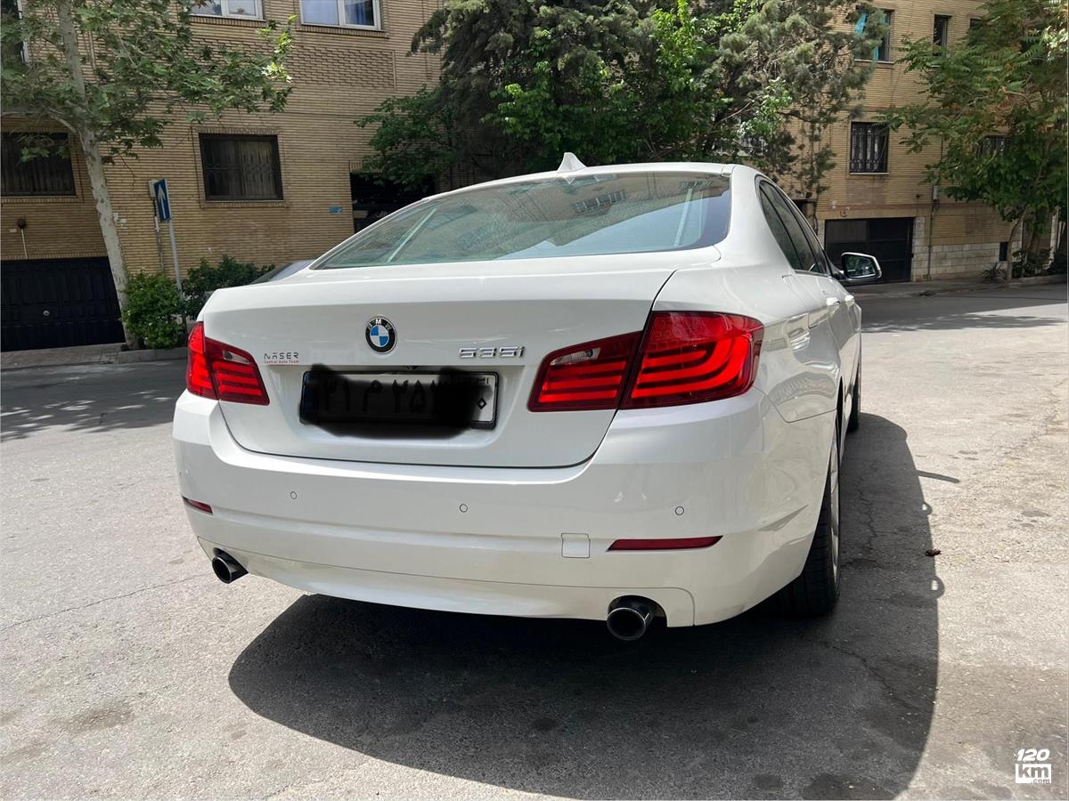 فروش بی ام و سری 5 535i ۲۰۱۲ (کم کارکرد) سفید بدون رنگ تهران الهیه (۲۸ اردیبهشت ۱۴۰۴)