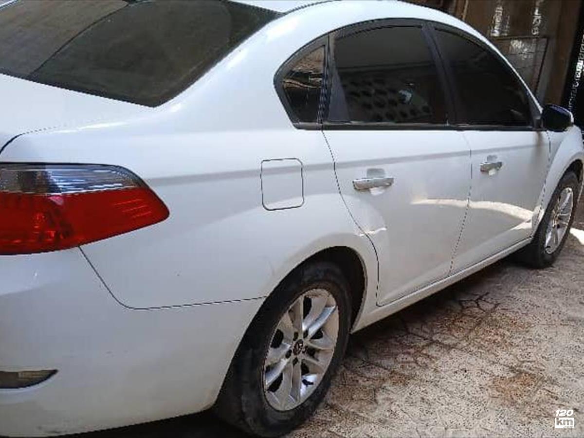 فروش برلیانس H330 ۱۳۹۷ سفید بدون رنگ تهران آهنگ (۳۰ اردیبهشت ۱۴۰۴)