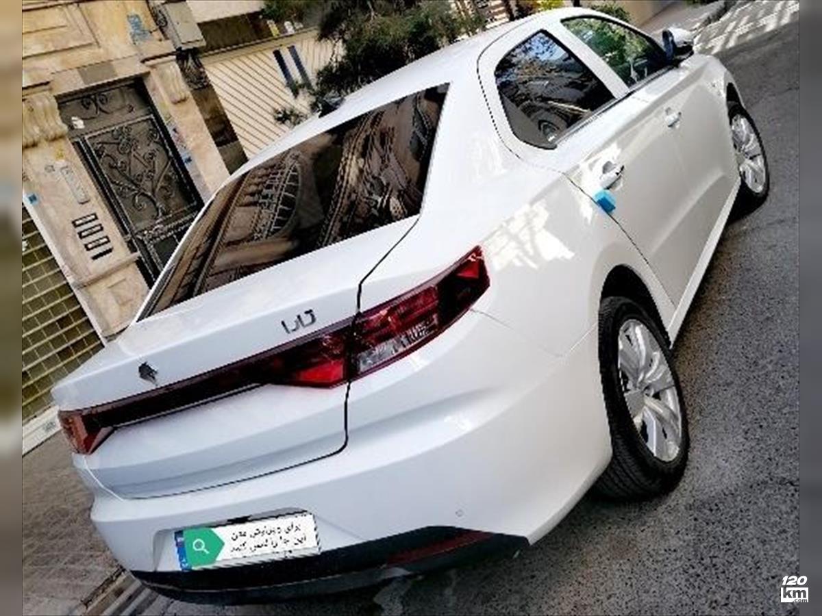 فروش تارا ۱۴۰۴ صفر سفید بدون رنگ تهران افسریه (۴ خرداد ۱۴۰۴)