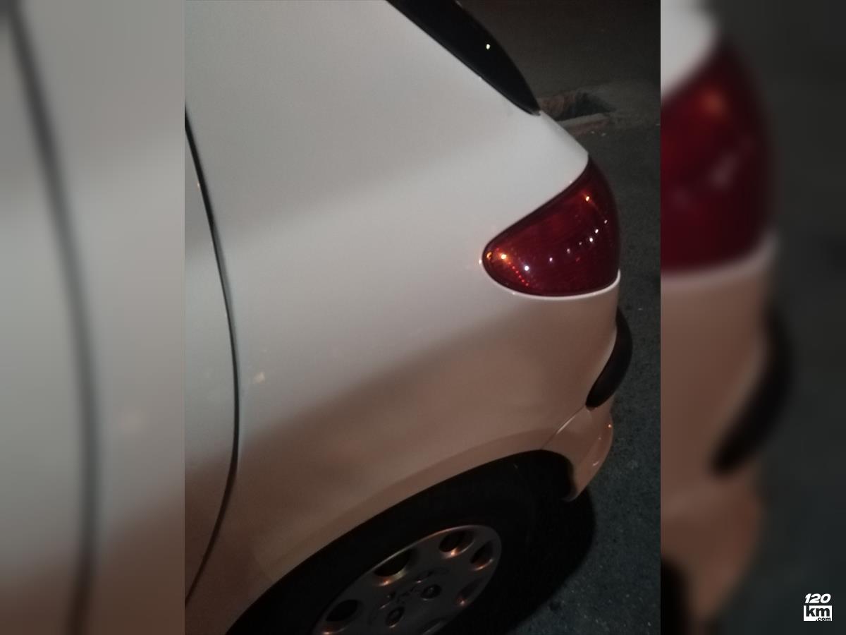 فروش پژو 206 تیپ 2 ۱۳۹۸ سفید بدون رنگ مشهد پیروزی (۶ خرداد ۱۴۰۴)