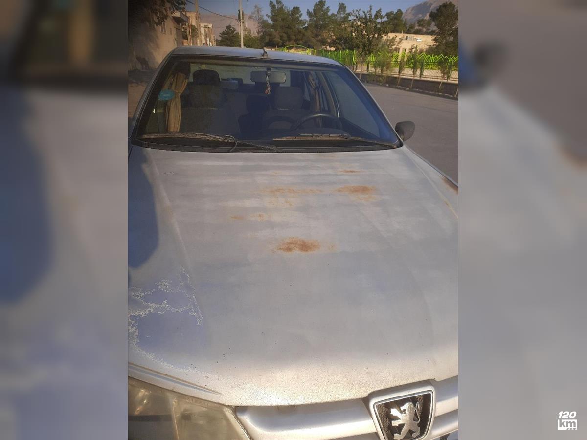 فروش پژو پارس سال ۱۳۸۷ دوگانه سوز نقره ای چند لکه رنگ اصفهان خمینی شهر (۹ خرداد ۱۴۰۴)