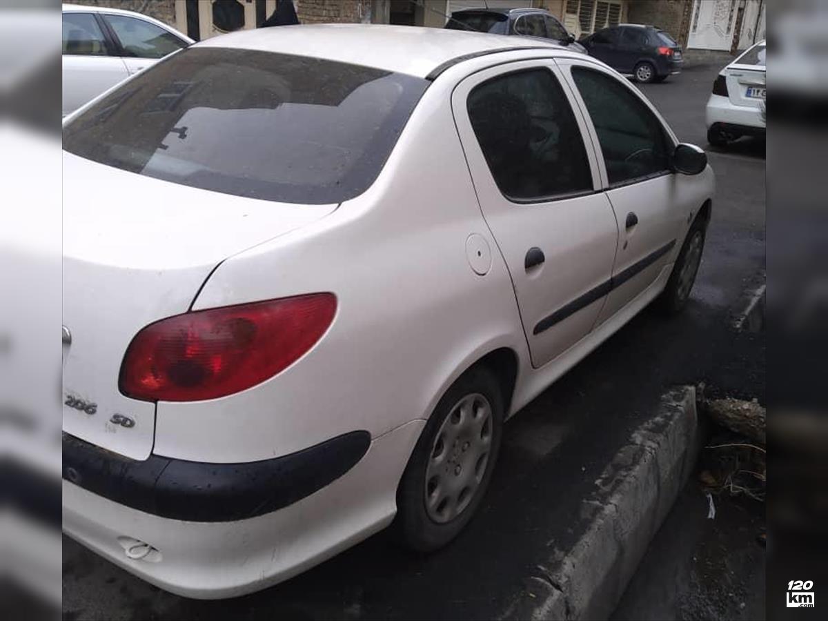 فروش پژو 206 SD V8 ۱۳۹۷ سفید بدون رنگ تبریز (۱۰ خرداد ۱۴۰۴)