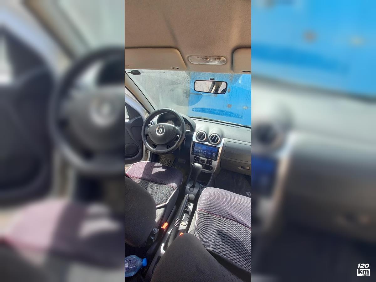 فروش رنو ساندرو ۱۳۹۶ (کم کارکرد) سفید بدون رنگ رشت بلوار گیلان (۱۱ خرداد ۱۴۰۴)