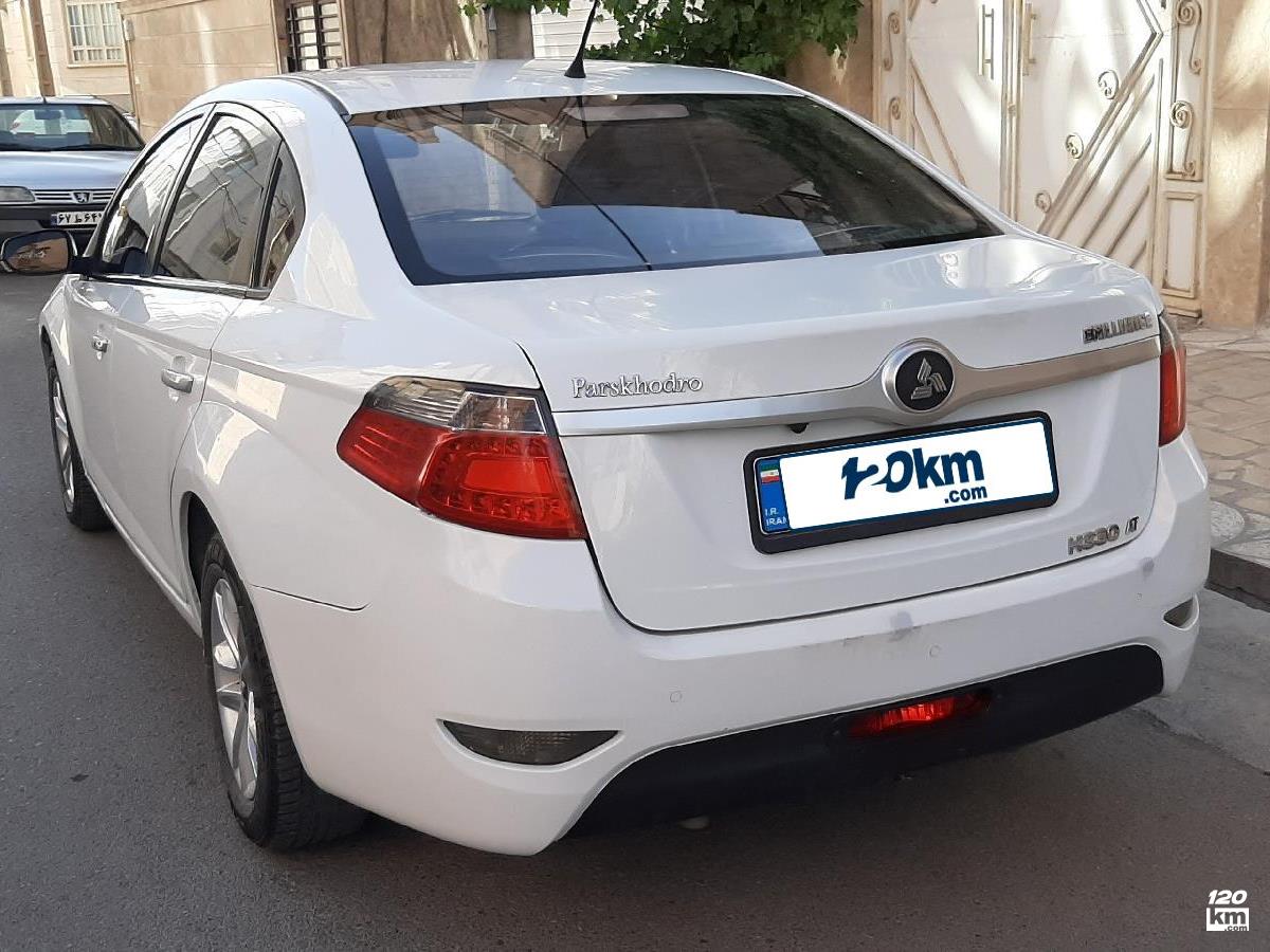 فروش برلیانس H330 ۱۳۹۶ سفید بدون رنگ خراسان رضوی نیشابور (۱۲ خرداد ۱۴۰۴)
