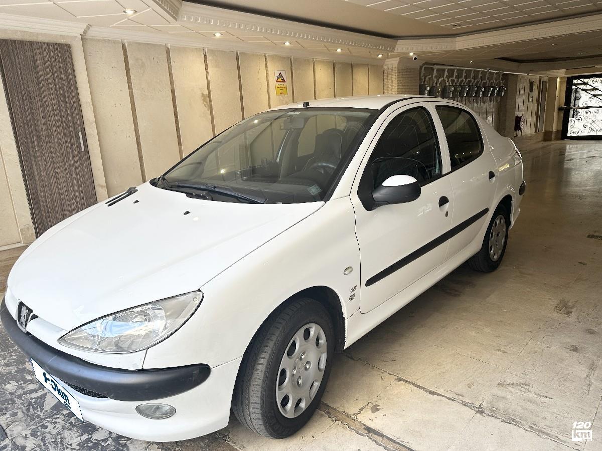 فروش پژو 206 SD V8 ۱۳۹۴ سفید دو لکه رنگ تهران گیشا (کوی نصر) (۱۴ خرداد ۱۴۰۴)