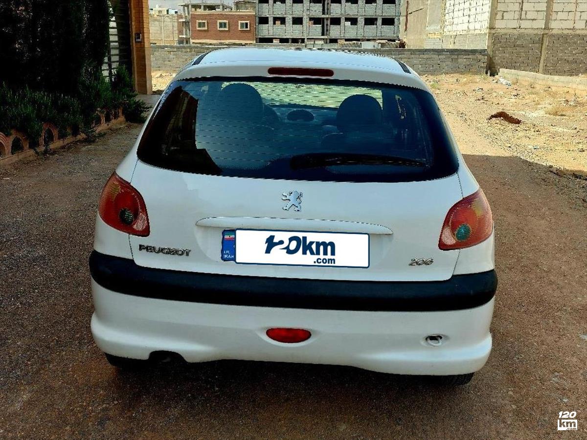 فروش پژو 206 تیپ 2 ۱۳۹۴ سفید چند لکه رنگ اصفهان سپاهان شهر (۱۷ خرداد ۱۴۰۴)