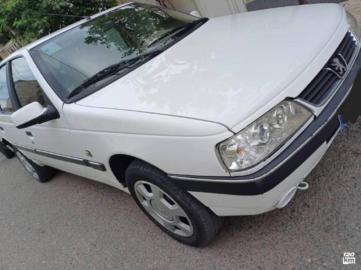فروش پژو 405 SLX ۱۳۹۸ سفید بدون رنگ ارومیه (۲۱ خرداد ۱۴۰۴)