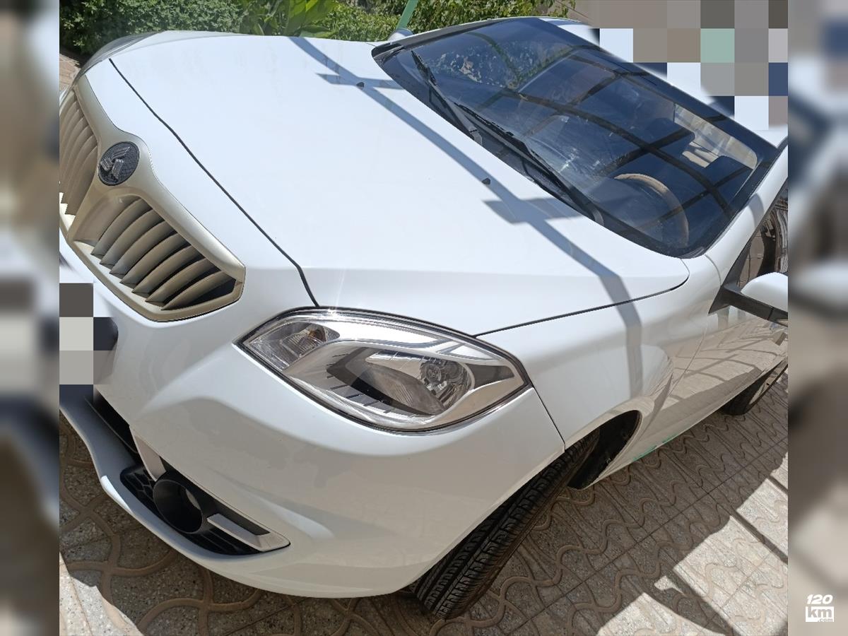 فروش برلیانس H330 ۱۳۹۶ سفید بدون رنگ یزد مهریز (۲۶ خرداد ۱۴۰۴)