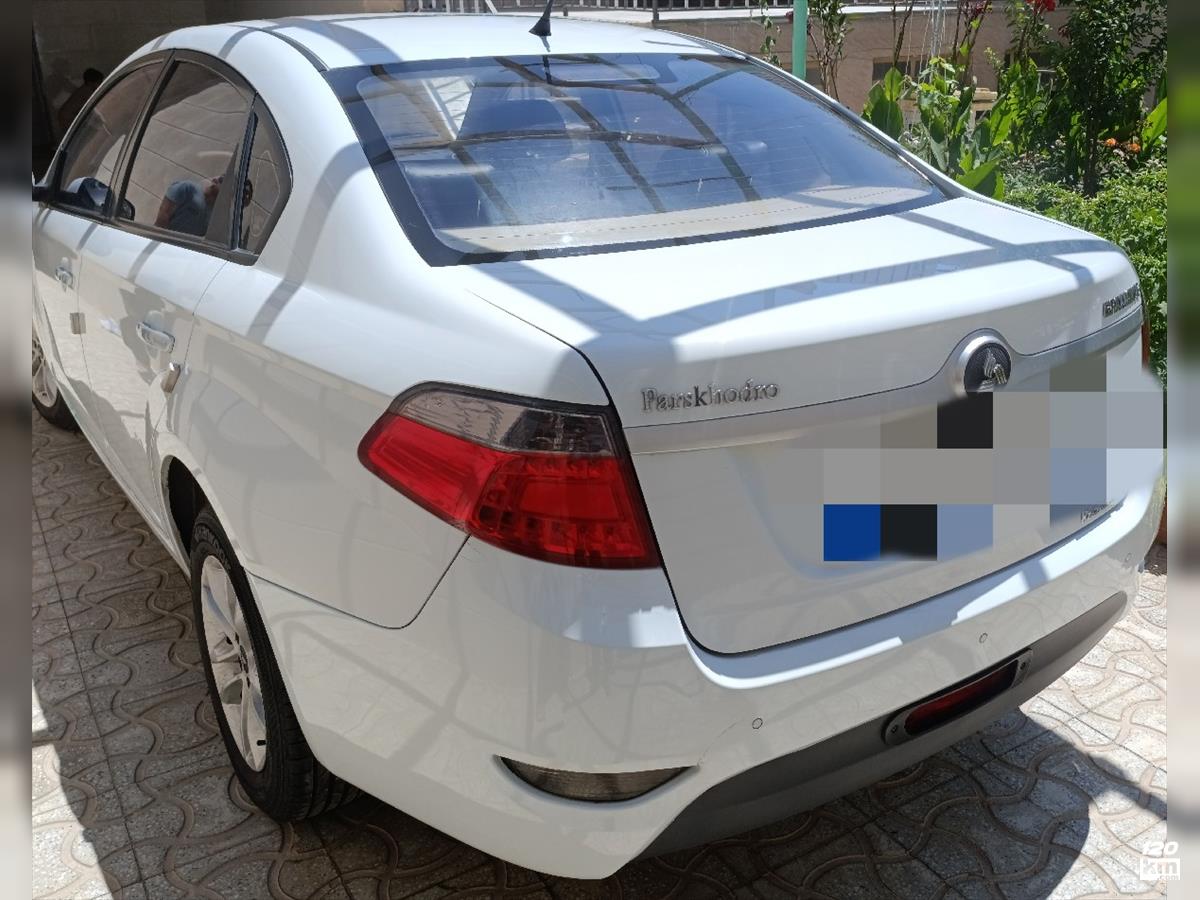 فروش برلیانس H330 ۱۳۹۶ سفید بدون رنگ یزد مهریز (۲۶ خرداد ۱۴۰۴)