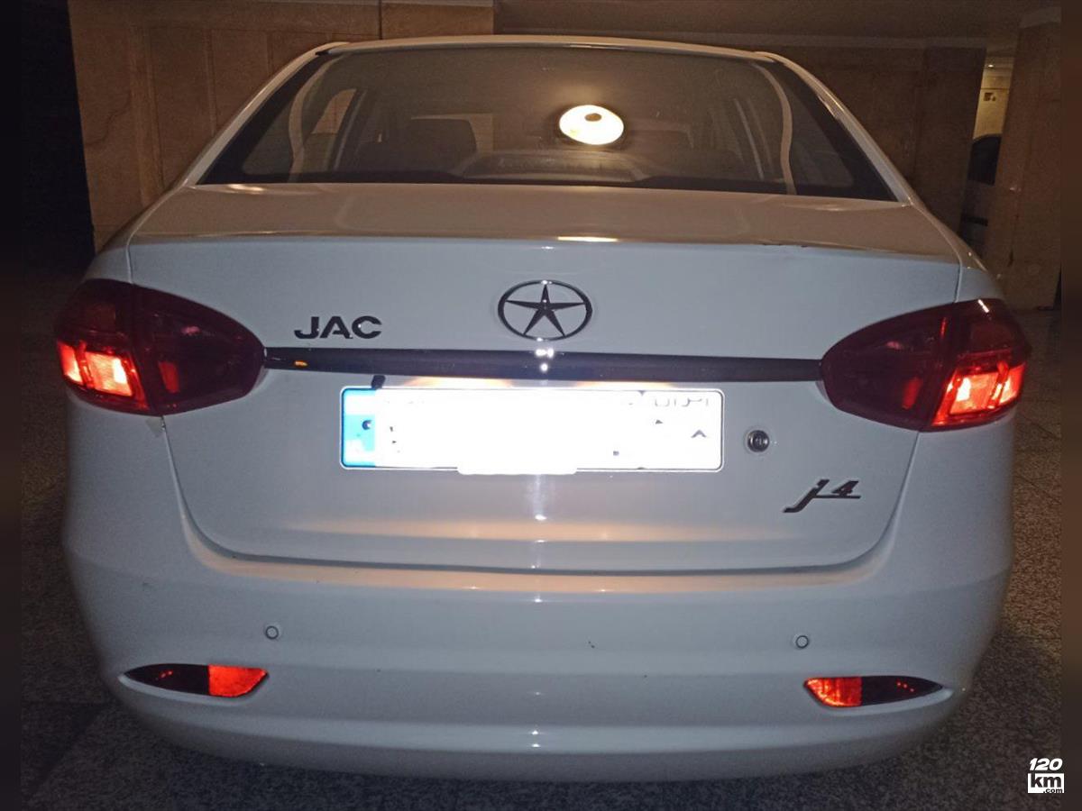 فروش جک جی 4 ۱۴۰۲ (کم کارکرد) سفید بدون رنگ تهران مجیدیه (۶ تیر ۱۴۰۴)