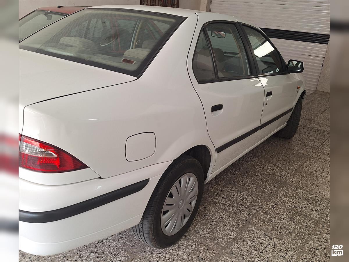 فروش سمند LX EF7 ۱۳۹۶ دوگانه سوز سفید بدون رنگ مشهد ۱۷ شهریور (۱۸ تیر ۱۴۰۴)