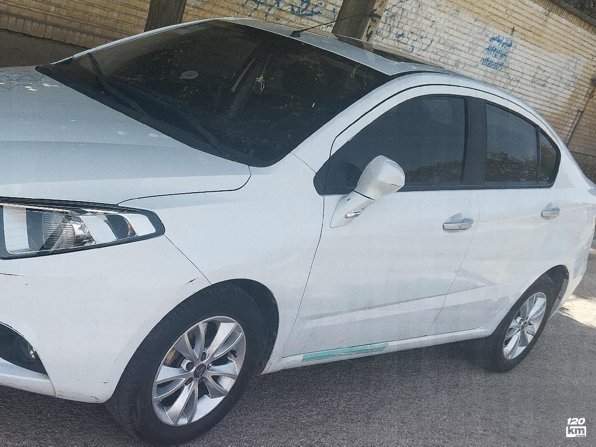 فروش برلیانس H230 ۱۳۹۶ سفید بدون رنگ کرج منظریه (۲۱ تیر ۱۴۰۴)