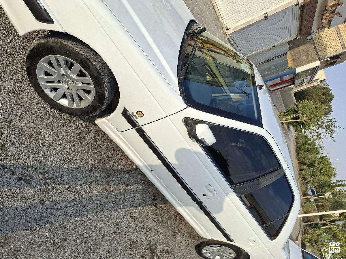 فروش پژو پارس LX ۱۳۹۷ سفید بدون رنگ اصفهان سپاهان شهر (۲۲ تیر ۱۴۰۴)