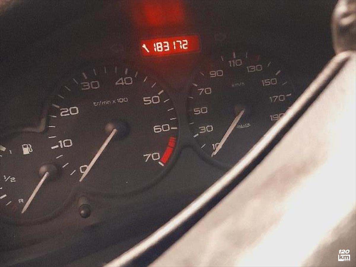 فروش پژو 206 تیپ 2 ۱۳۸۸ سفید بدون رنگ اصفهان پروین (۲۴ تیر ۱۴۰۴)