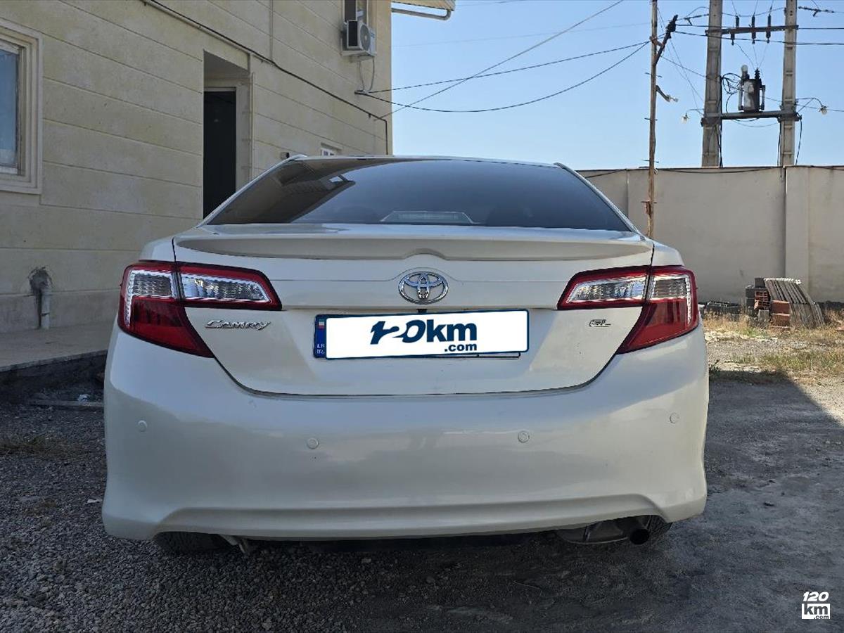 فروش تویوتا کمری GL ۲۰۱۳ سفید صدفی بدون رنگ ساری آزادی (۲۸ تیر ۱۴۰۴)