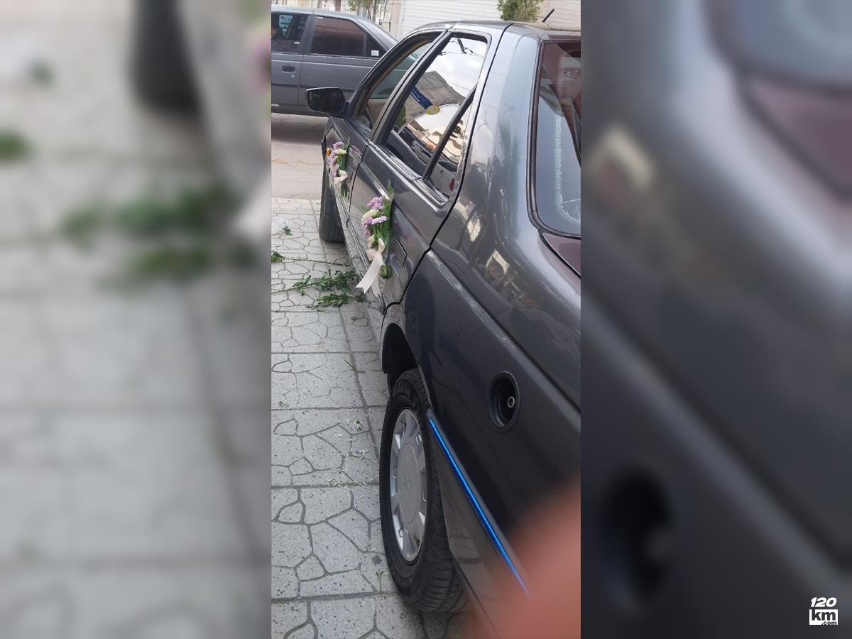 فروش پژو 405 GLX ۱۳۹۴ دوگانه سوز نوک مدادی دو لکه رنگ زاهدان (۲۸ تیر ۱۴۰۴)