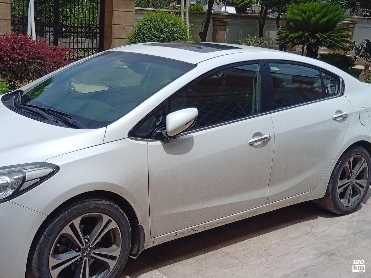 فروش کیا سراتو 2000cc ۲۰۱۵ سفید بدون رنگ مازندران عباس آباد (۳۰ تیر ۱۴۰۴)