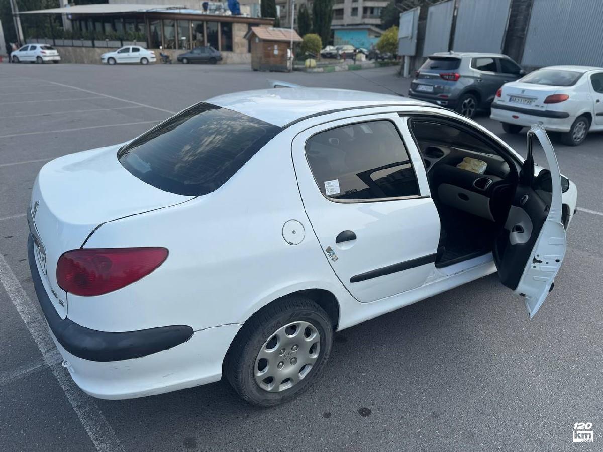 فروش پژو 206 SD V8 ۱۳۹۰ سفید دو لکه رنگ مازندران سورک (۶ مرداد ۱۴۰۴)