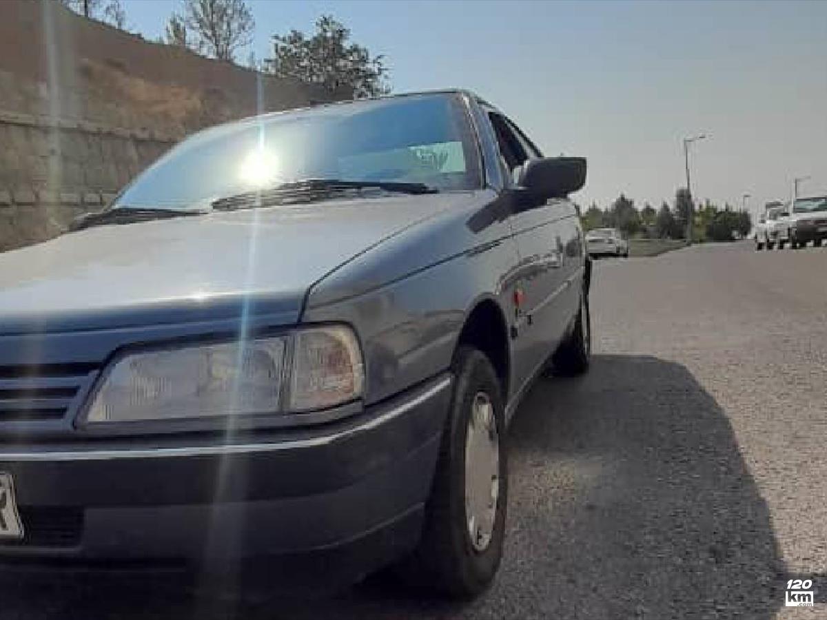 فروش پژو 405 GLX ۱۳۹۵ (کم کارکرد) خاکستری دو لکه رنگ تهران شهران (۱۰ مرداد ۱۴۰۴)
