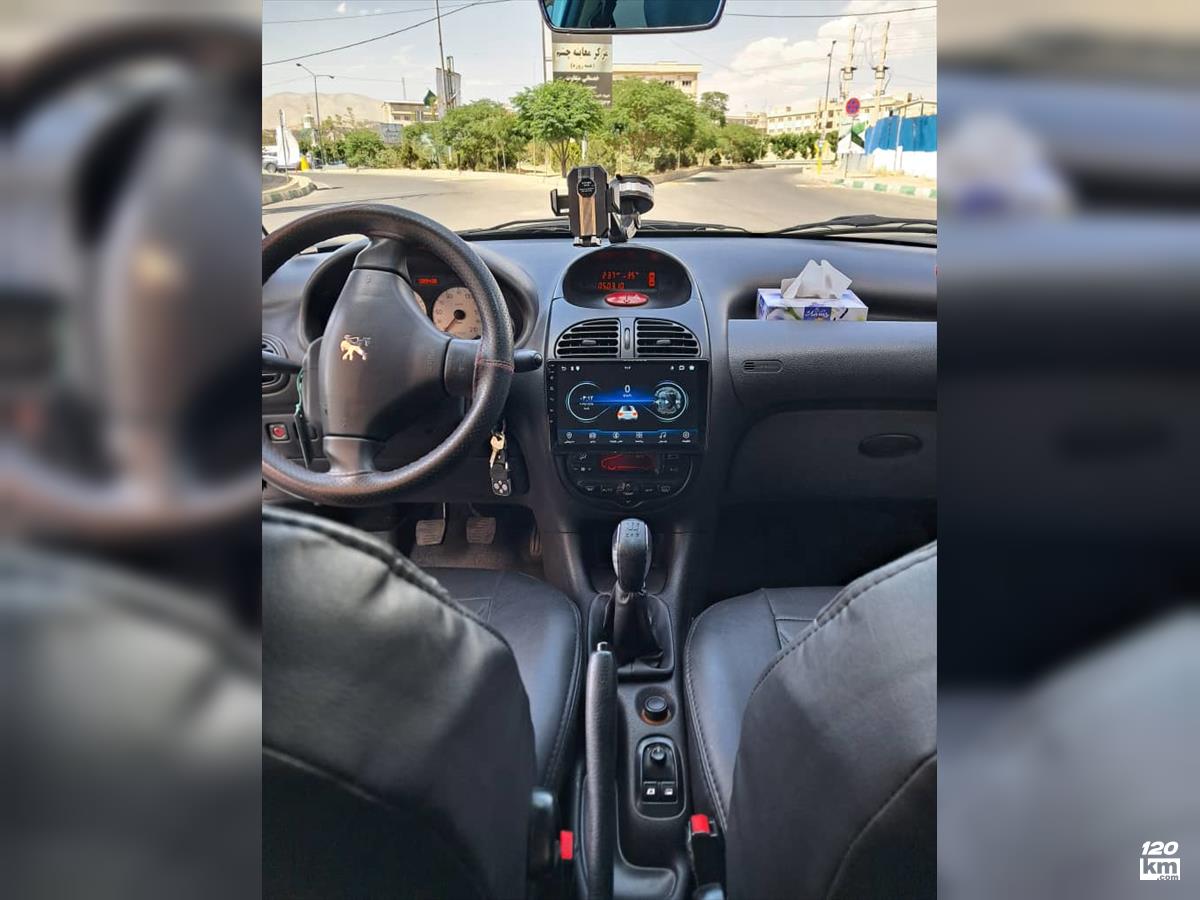 فروش پژو 206 SD V8 ۱۳۹۳ (کم کارکرد) سفید بدون رنگ تهران حکیمیه (۱۱ مرداد ۱۴۰۴)
