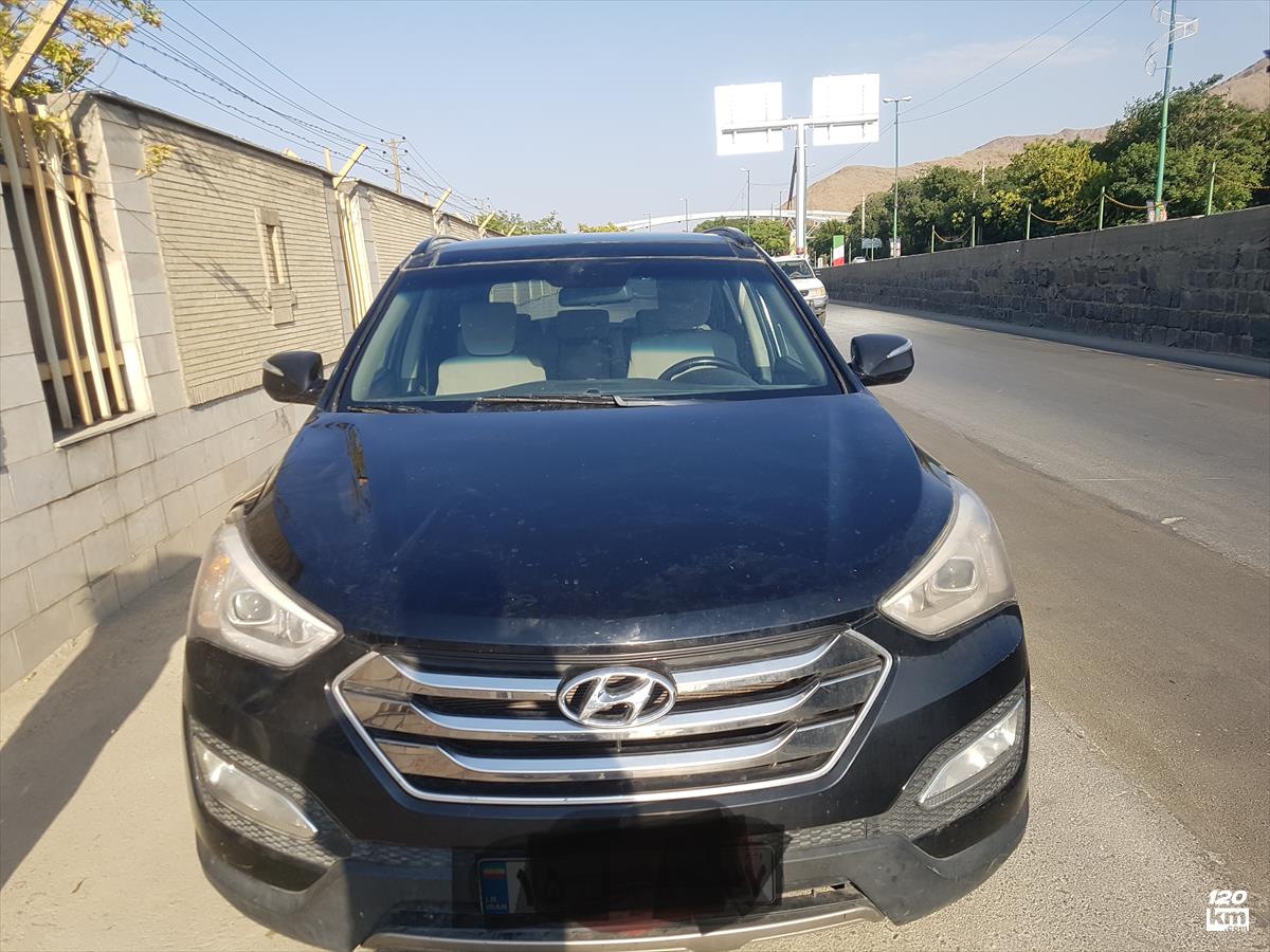 فروش هیوندای سانتافه ix45 ۲۰۱۵ مشکی چند لکه رنگ اراک (۱۴ مرداد ۱۴۰۴)