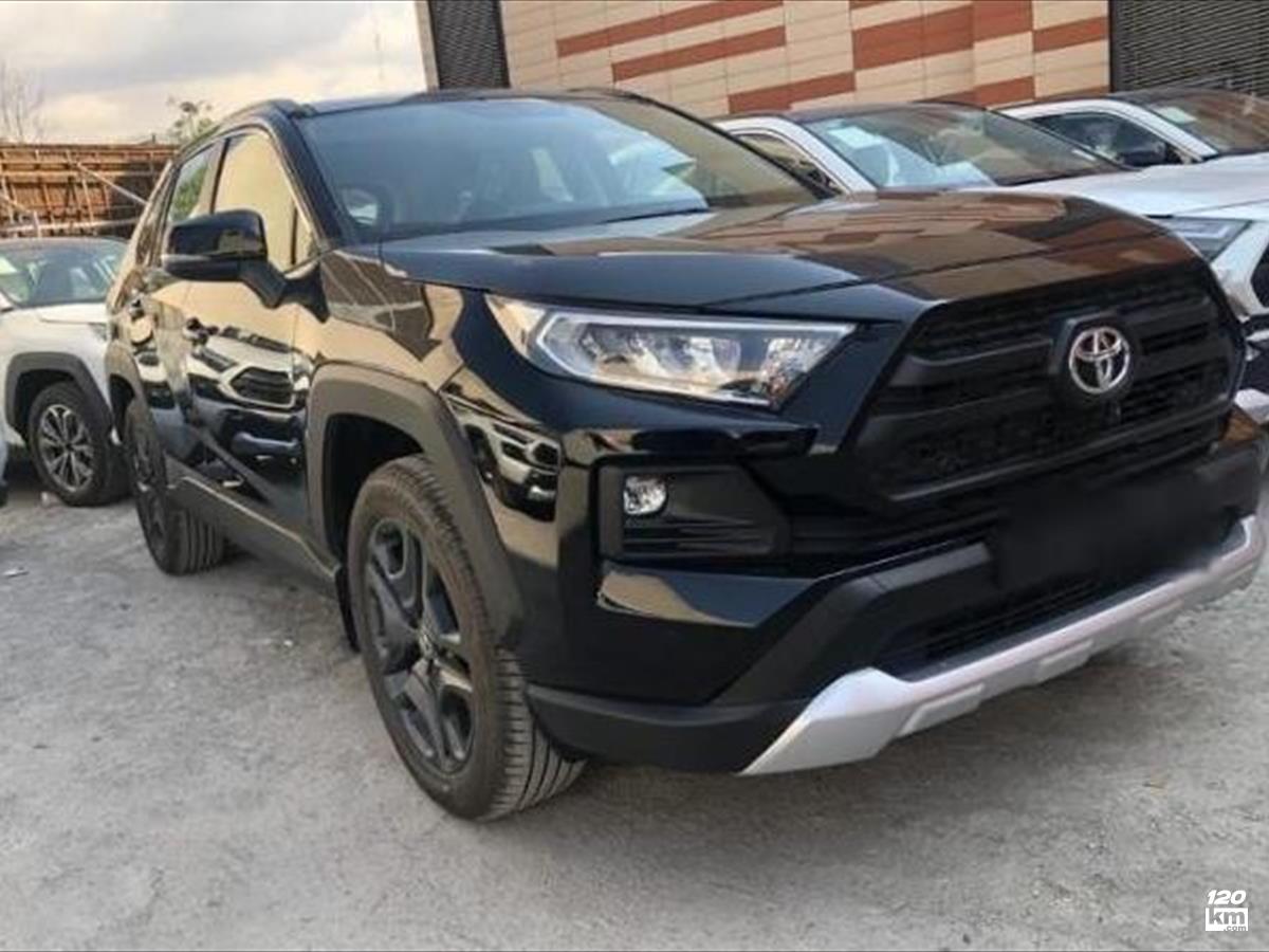 فروش تویوتا راو 4 ۲۰۲۵ صفر مشکی بدون رنگ اصفهان فلاورجان (۱۵ مرداد ۱۴۰۴)