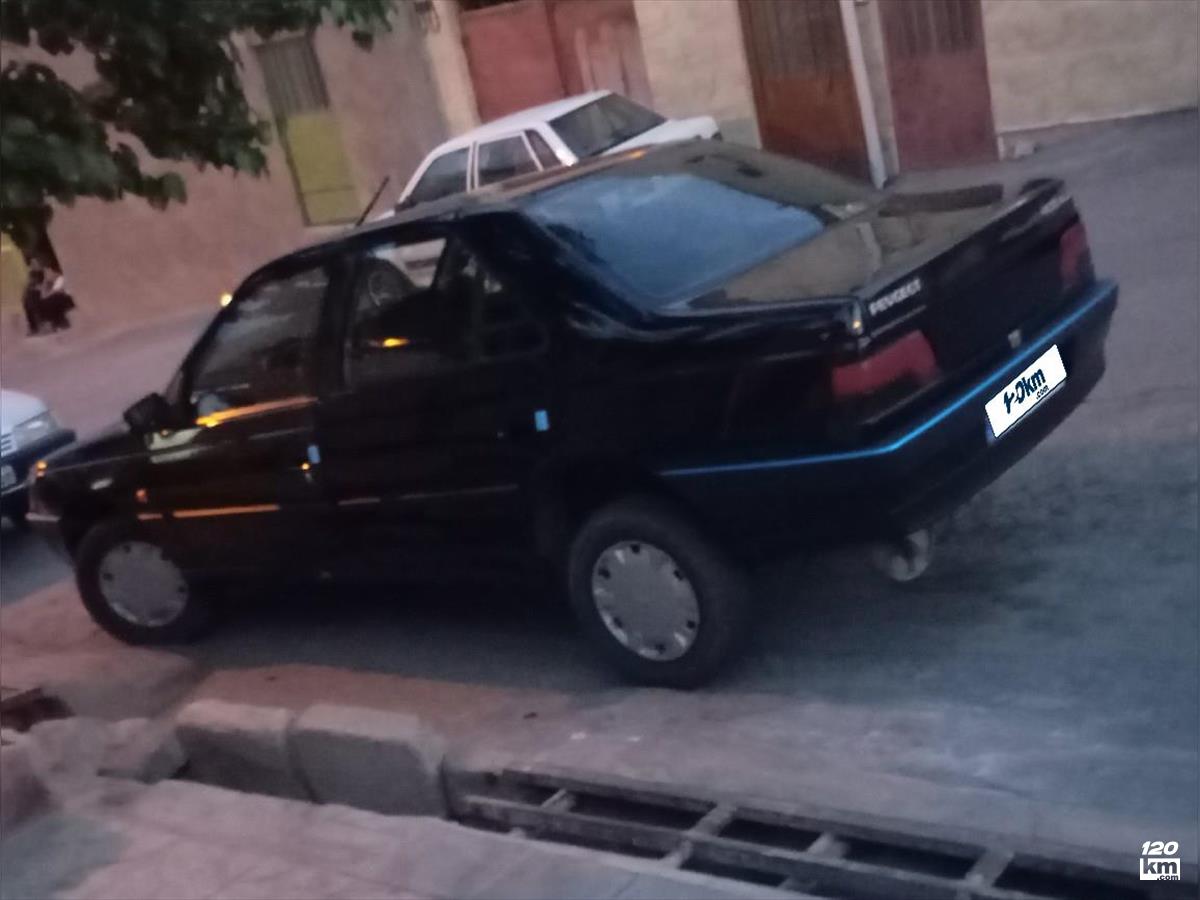 فروش پژو 405 GLX ۱۳۸۸ مشکی کامل رنگ بیرجند (۱۶ مرداد ۱۴۰۴)