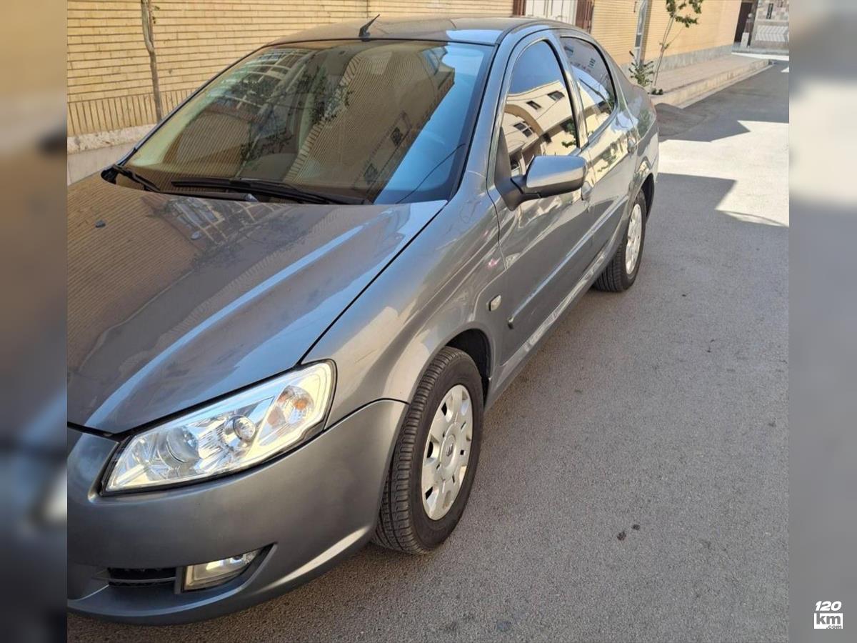 فروش رانا LX ۱۳۹۶ خاکستری بدون رنگ اصفهان شاهین شهر (۱۷ مرداد ۱۴۰۴)
